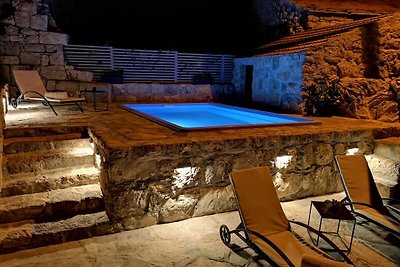 Geräumiges Ferienhaus in Brotnice, Dalmatien,...