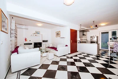 Casa vacanze a Jasenice con giardino