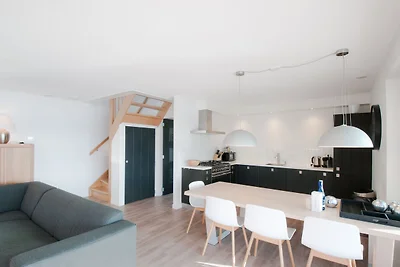 Moderne Lodge im Nationalpark