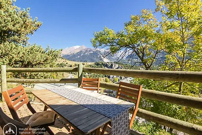 CH1 - DIE PYRAMID CHALETS