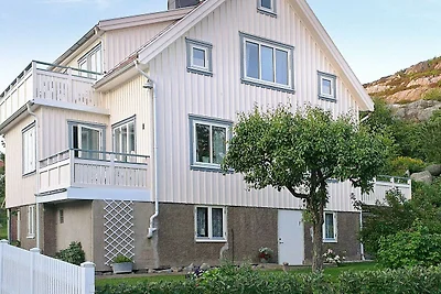 4 persone case ad Skärhamn-By Traum