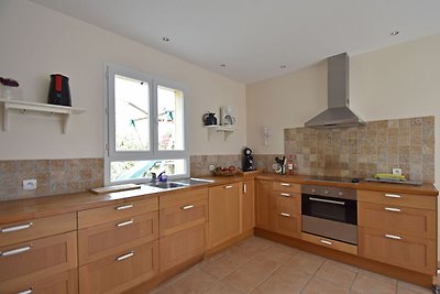 Komfortable Villa mit Jacuzzi in...