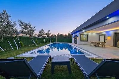 Villa in Fethiye/Mugla mit Schwimmbecken