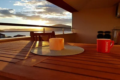 Expansive Ciovo Apartment with Sea-Views, Bal...