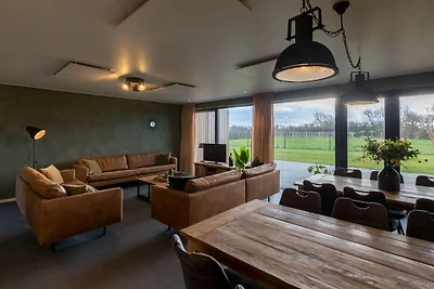 Ferienhaus in Vrouwenpolder in Strandnähe