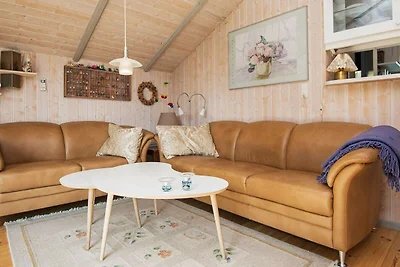 4 Personen Ferienhaus in Oksbøl-By Traum