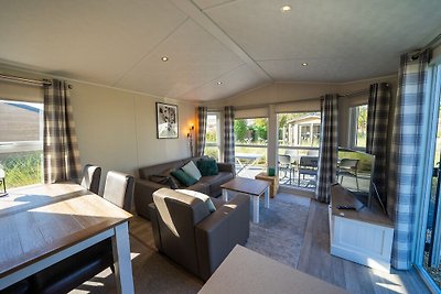 Goed onderhouden chalet met terras