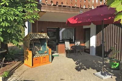 Wohnung in Ellar mit Garten