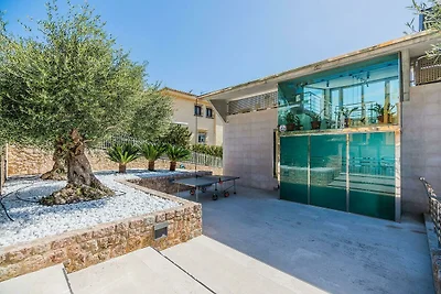 Villa di lusso ad Alcudia Maiorca con Jacuzzi
