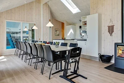 16 persone case ad Vejby