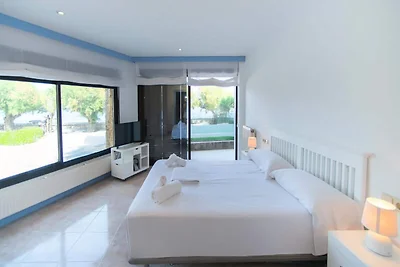 Wohnung in L'Escala in der Nähe des Strandes