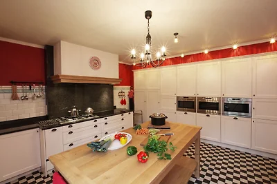 Gemütliches Ferienhaus in Wanze mit Sauna
