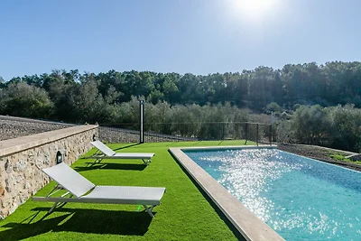 Charmante Villa mit privatem Pool
