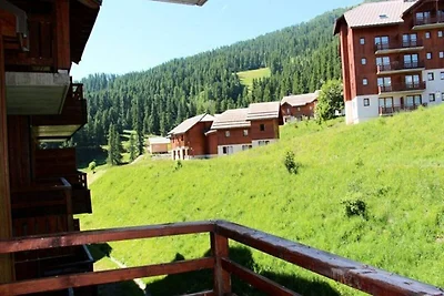 Wohnung in Vars mit Pool und Sauna