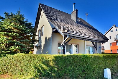 Ferienhaus mit Sauna und Garten, Jarosławiec-...