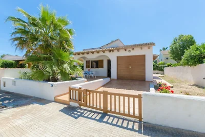 Huis in Son Serra bij Maagdelijk Strand