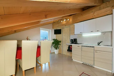 Ferienwohnung mit Terrasse in Aschau im...