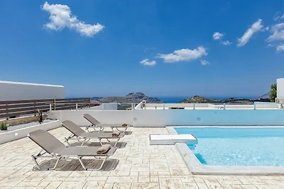 Villa - eingezäunt Petres 3