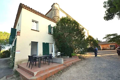 Wohnung mit Pool im Herzen der Weinberge