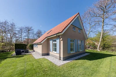 Umgestaltetes Haus mit Kastenbett, auf Texel,...
