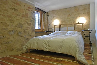 Steinvilla in Languedoc-Roussillon mit privat...