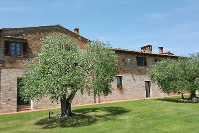 Schönes Bauernhaus in Castelfiorentino mit...