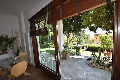 Accogliente casa vacanze con giardino situata