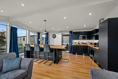 Belvilla Russel Court Hotel | Standard Triple