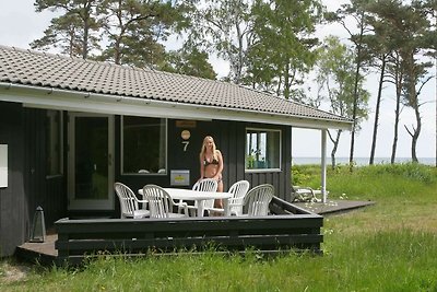 Gemütliches Ferienhaus in Nexo mit Sauna