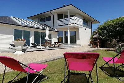 Ferienhaus in Sibiril mit Schwimmbecken
