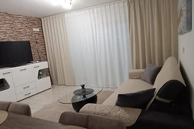Studio Apartment with Balcony and Sea View 4a