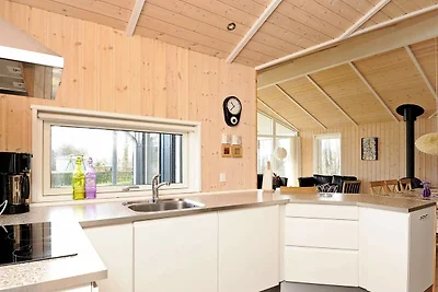 8 Personen Ferienhaus in Sjølund