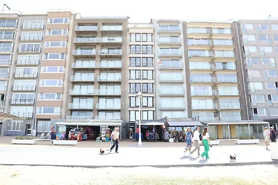 Wohnung in Nieuwpoort mit Meerblick