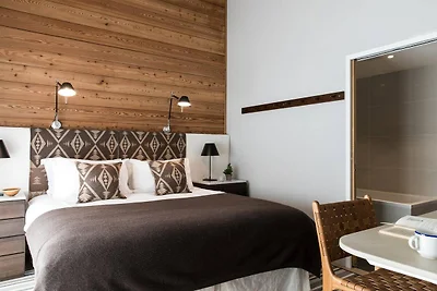 Luxurious Apartment with Access to Spa