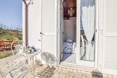 Glückselige Villa in Agropoli mit Garten