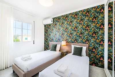 Villa in Albufeira mit Pool und Meerblick