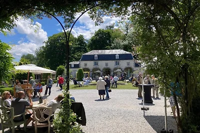 Ländliches Ferienhaus für 9 Gäste in Durbuy