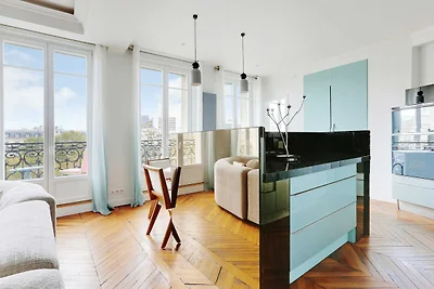 Ruime woning in Parijs-Republique