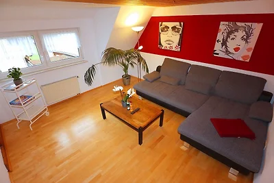Wohnung mit Garten im Wald