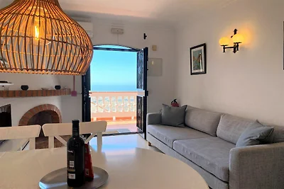 Wohnung in Nerja mit Meerblick und Pool