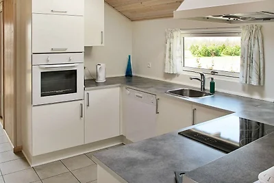 8 Personen Ferienhaus in Væggerløse-By Traum