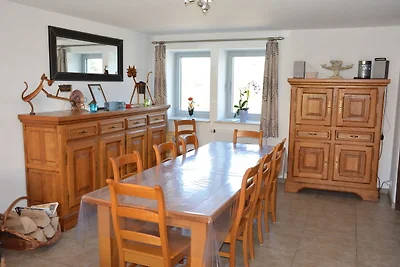 Vakantiehuis in Martelange met tuin