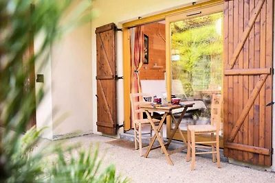 Apartment in Areches mit Sommerpool