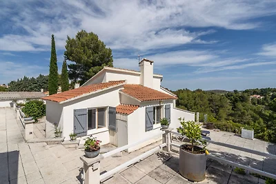 Luxuriöse Villa mit privatem Pool
