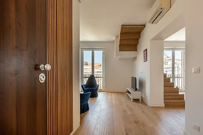 Oretea Apartment with Terrace