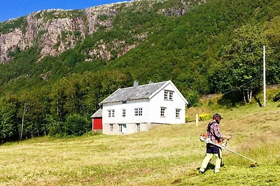 8 Personen Ferienhaus in Masfjordnes-By Traum