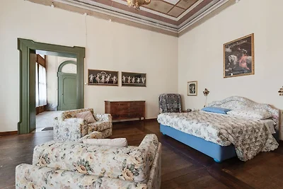 Moderna casa vacanze a Romano con giardino