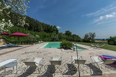 Appartamento con piscina a 1 ora da Roma