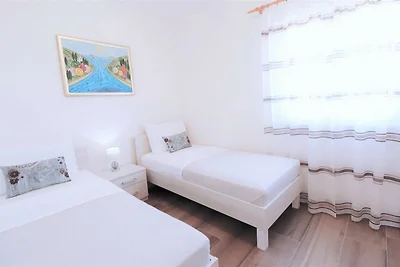 Ferienwohnung auf Čiovo mit großem Balkon