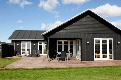 Modernes Ferienhaus in Nysted mit Sauna